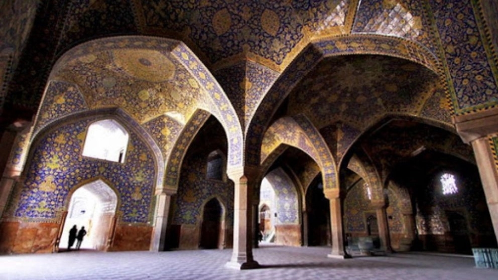 تاریخ پیدایش ستون در بناهای معماری ایران تاریخ پیدایش ستون در بناهای معماری ایران