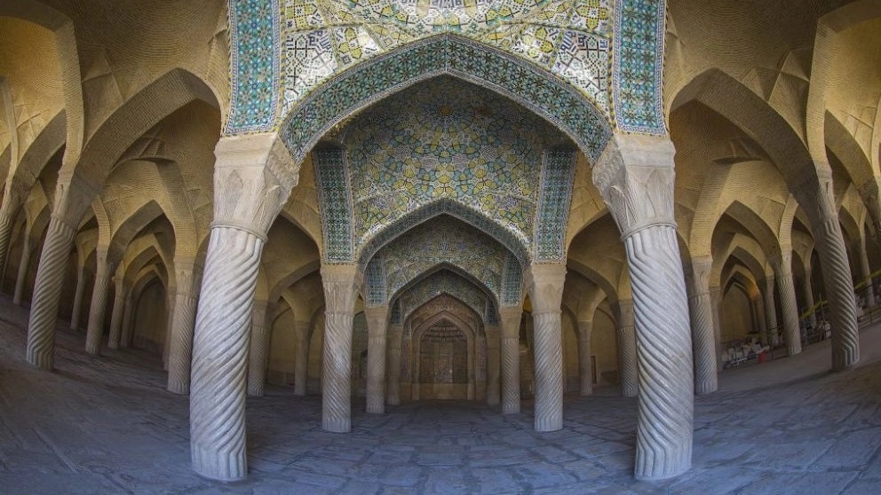The use of stone in columns and their components The use of stone in columns and their components